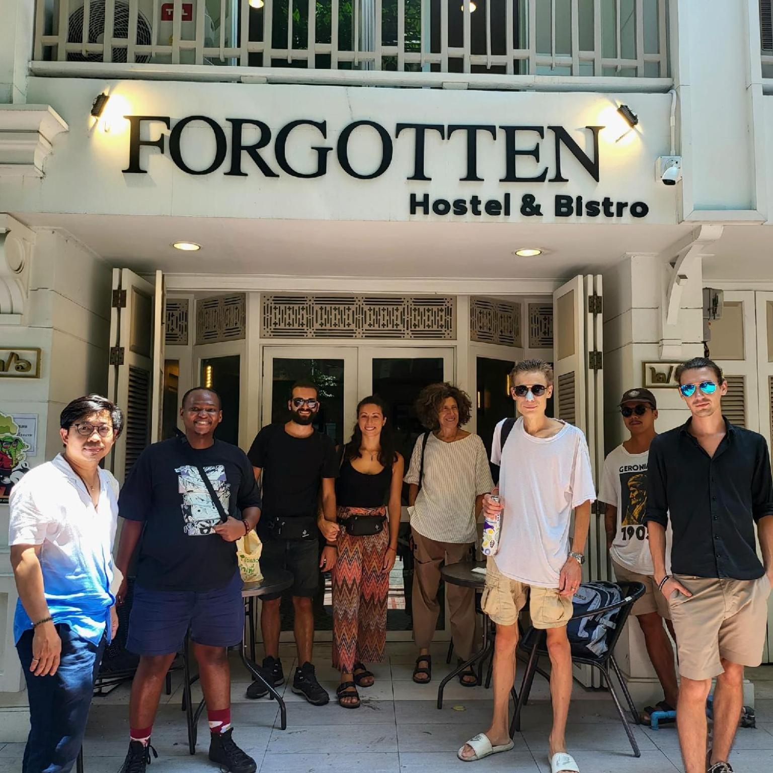 Forgotten Hostel Silom Bangkok Buitenkant foto